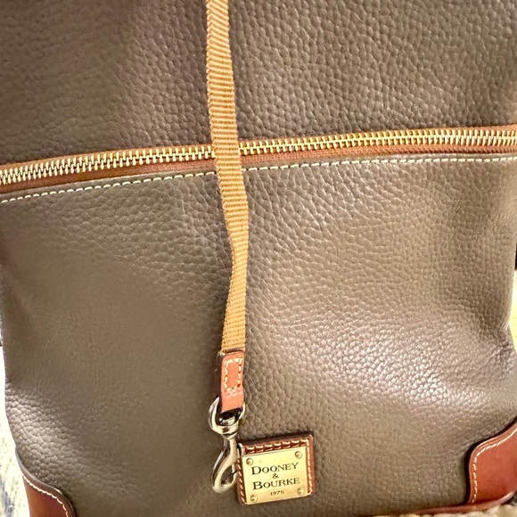Dooney & Bourke Gray and Brown Leather Shoulder Bag - Picture 6 of 8